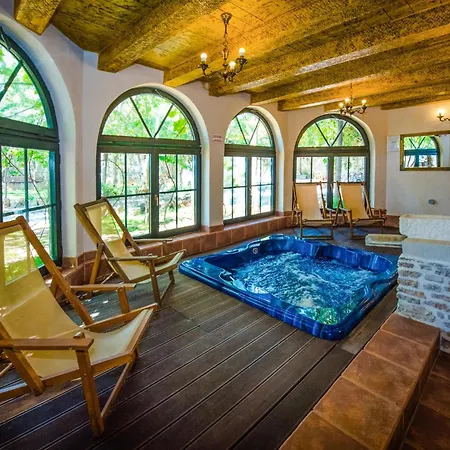 Cozy In With Sauna